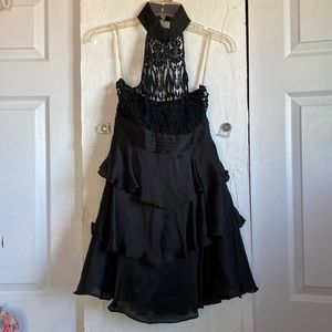 Sexy but classy little black dress!